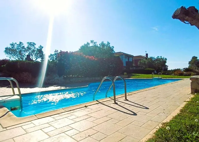 Alexander Dion House Case de vacanță